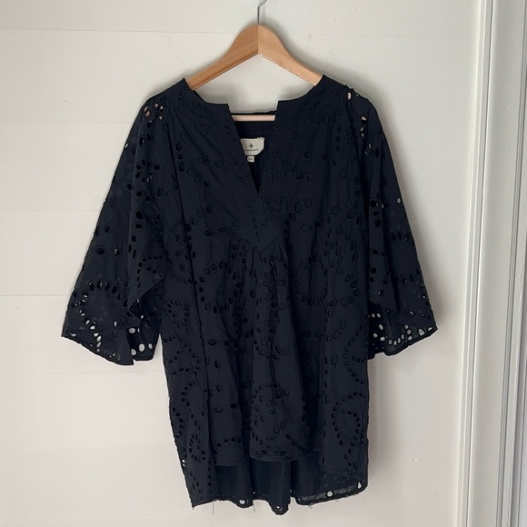 Tuckernuck | Finley Flutter Sleeve Top in Black Eyelet | Plus Size | Size XXXL - Picture 1 of 7